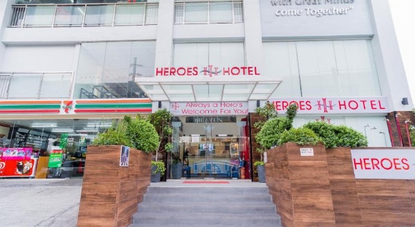 Heroes Hotel image 13