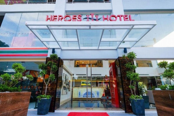 Heroes Hotel image 2